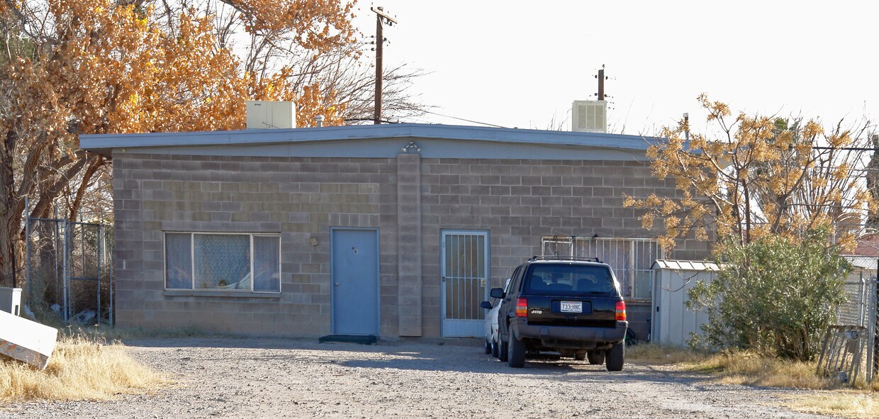 Building Photo - 304 Carolina