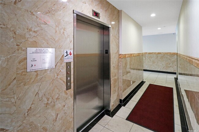 Foto del edificio - 138-12 Northern Blvd