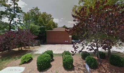 Vista de calle - 423 N Donahue Dr