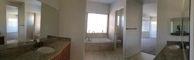 Master Bathroom - 569 Via Pueblo
