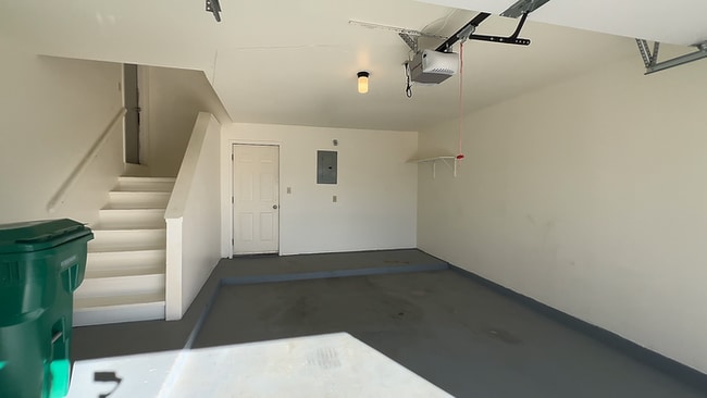 Building Photo - 962 Red Cloud Ct