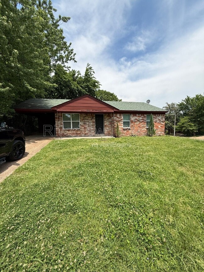 Building Photo - 3386 Spring Water Cove