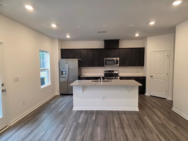 Foto del edificio - 528 Venetian Dr