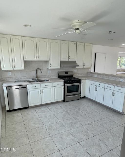 Building Photo - 1148 Colina Vista