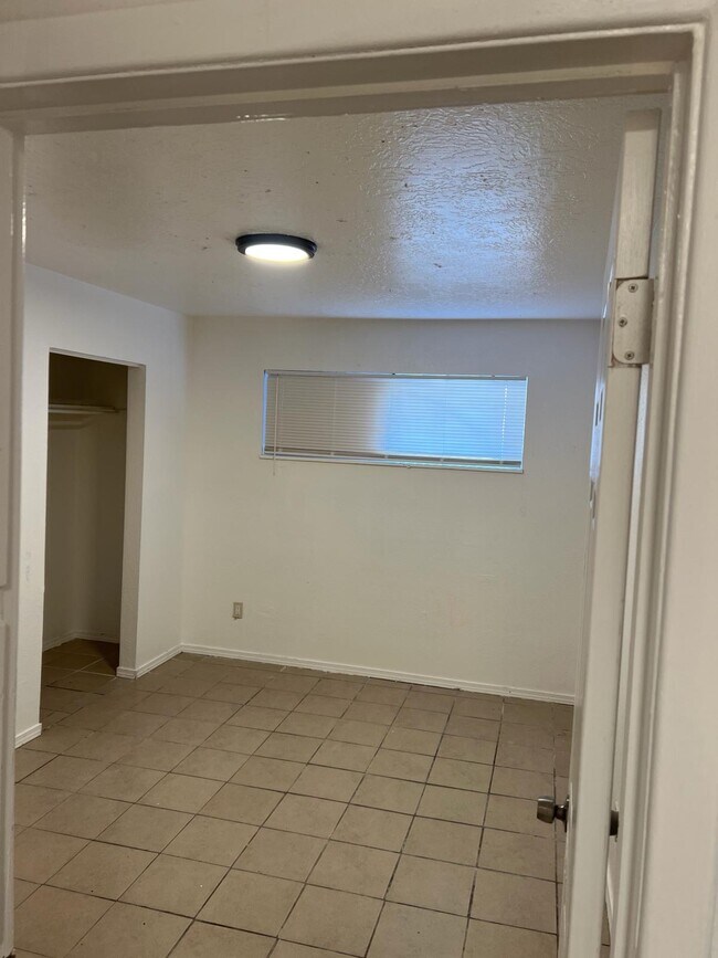 Foto del edificio - 3425 Ross Ave SE