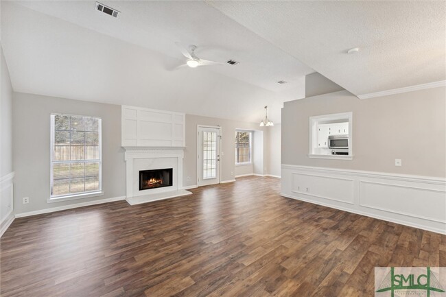 Building Photo - 136 Cormorant Way