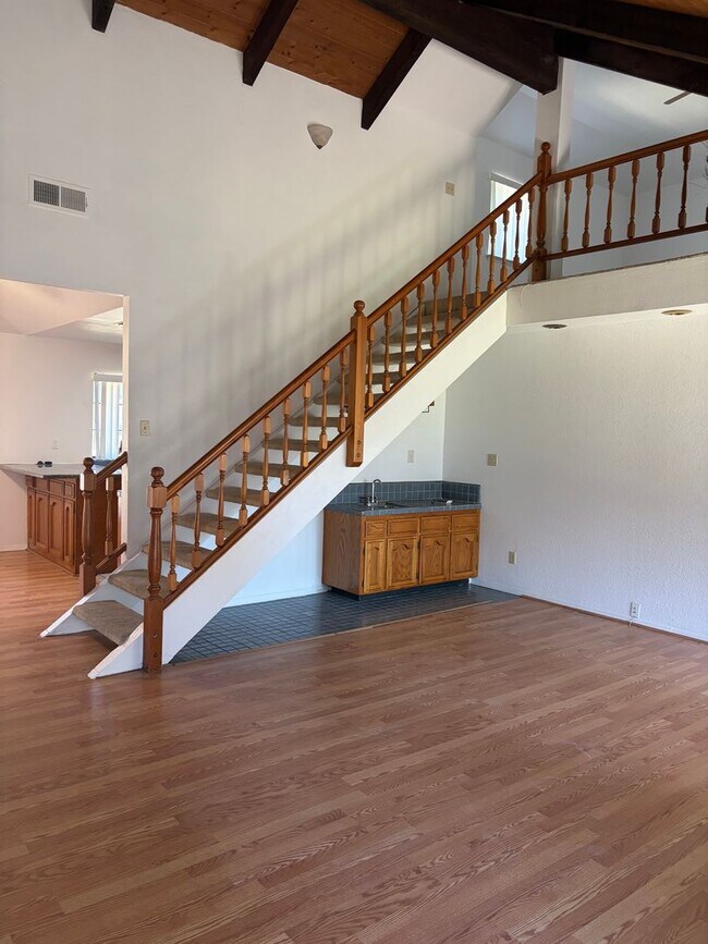 Foto del edificio - Exceptional 3 bedroom plus Loft or 4th bedroom