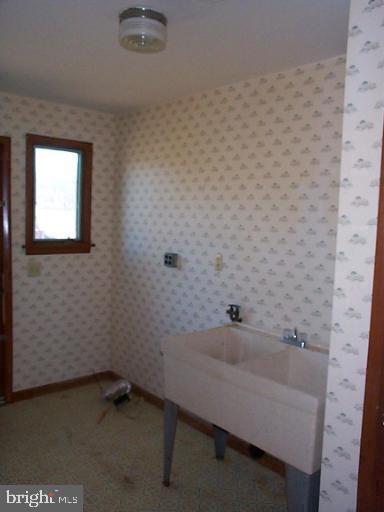 Foto del edificio - 549 Burns Crossing Rd