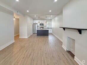 Building Photo - 4813 Chestnut St