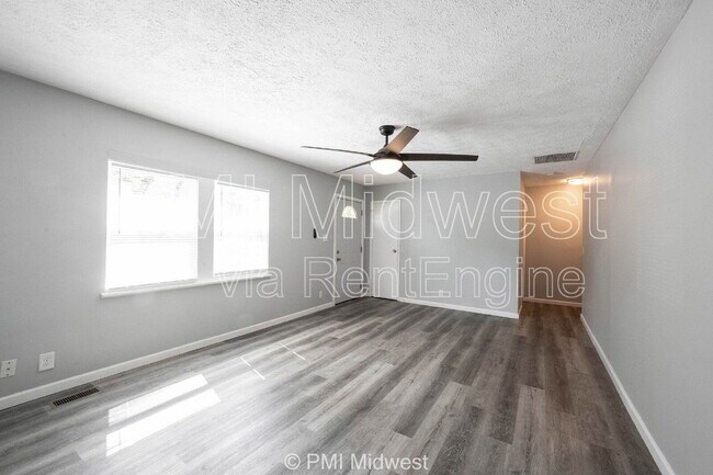 Building Photo - 4350 Dubarry Rd