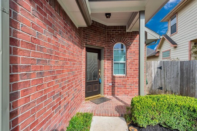 Foto del edificio - 21714 Shallow Glen Ln