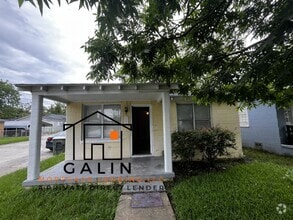 Building Photo - 2112 Patch St
