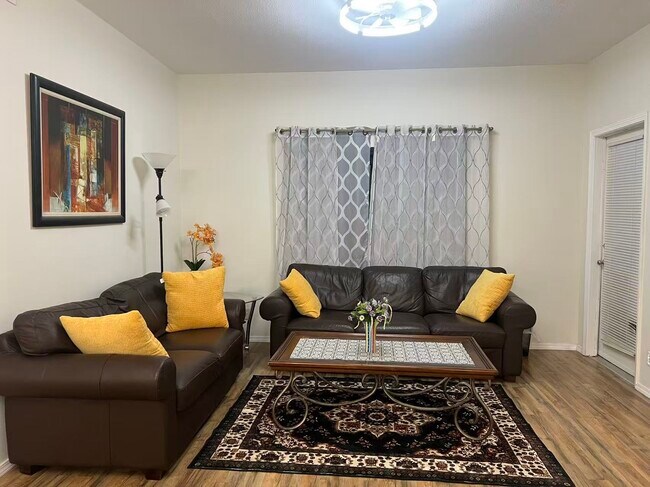 Foto del edificio - 2213 S Braeswood Blvd