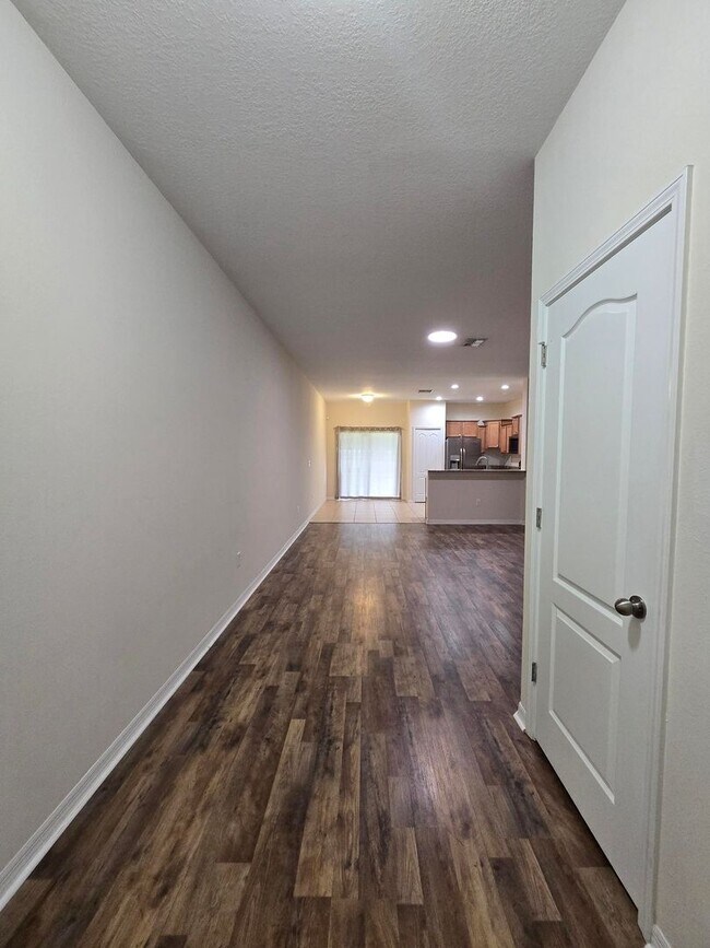 Foto del edificio - Beautiful Townhome in the Heart of New Tampa!