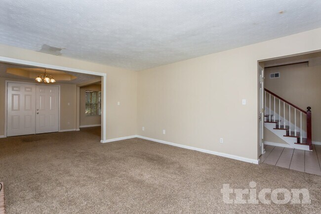 Building Photo - 2950 Patty Hollow