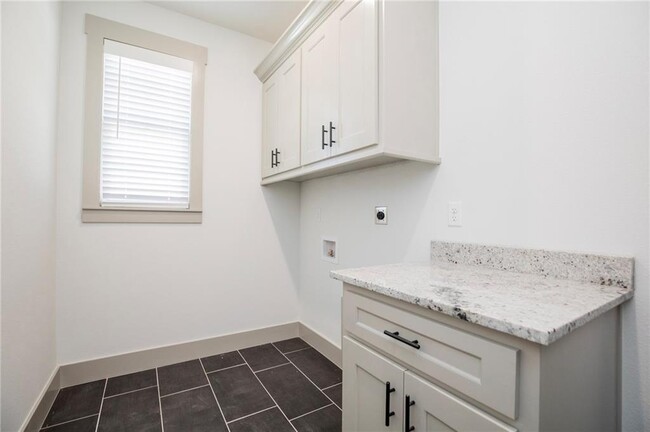 Foto del edificio - 108 White Oak St