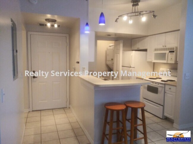 Building Photo - 15645 Ocean Walk Circle