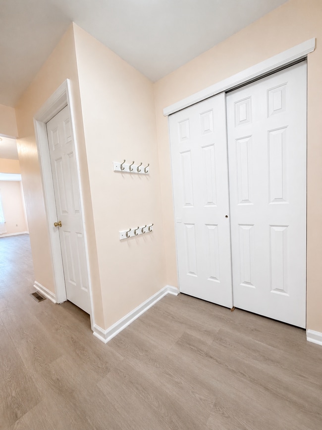 Building Photo - 112 Galway Cir