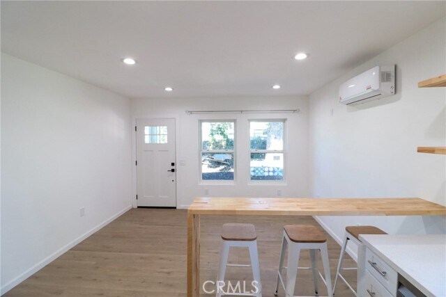 Foto del edificio - 449 S Grand St