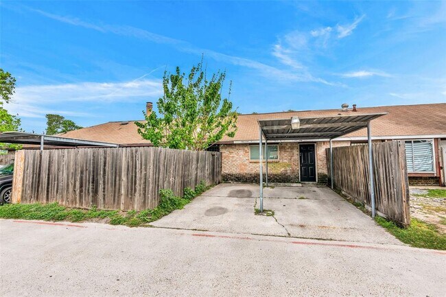Building Photo - 111 Casa Grande Dr