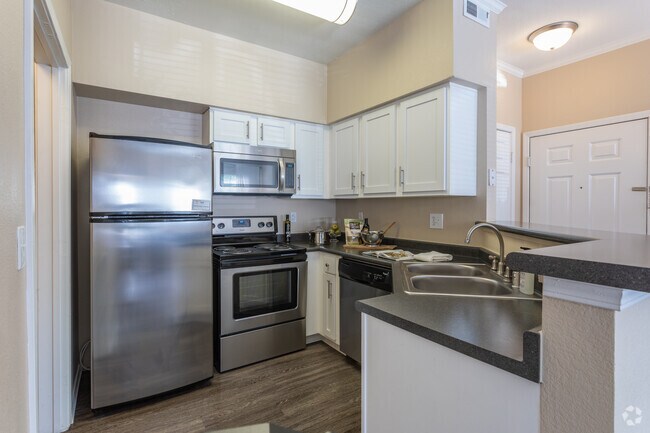 1BR, 1BA - A1 West - IMT Cherry Creek