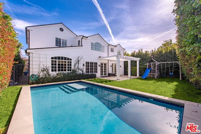 Building Photo - 317 Oceano Dr