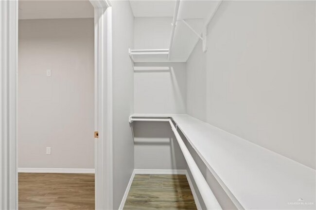 Foto del edificio - 3809 Walnut Ave