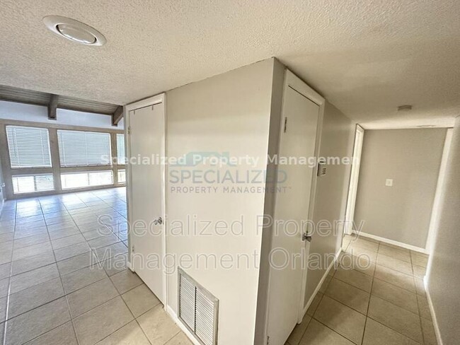 Building Photo - 6094 Peregrine Ave