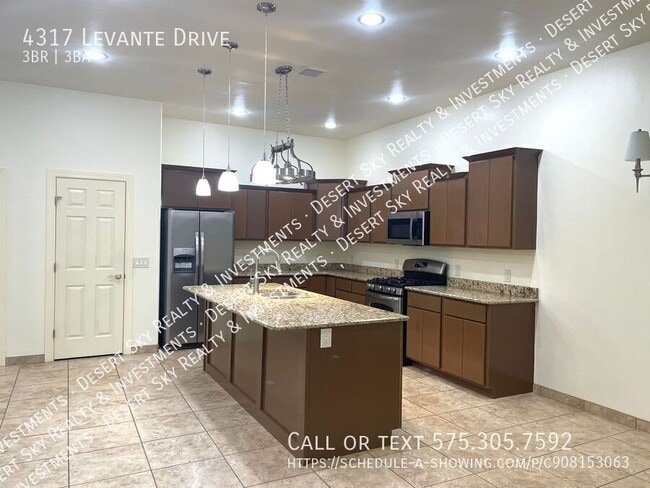 Foto del edificio - 4317 Levante Dr