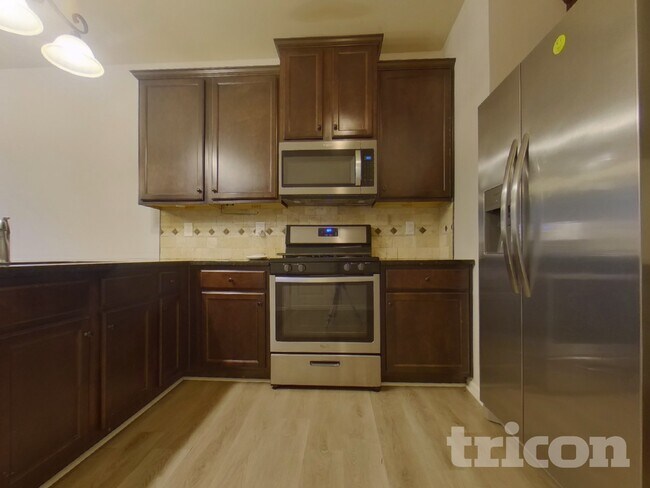 Foto del edificio - 2500 Wingfield Dr SW