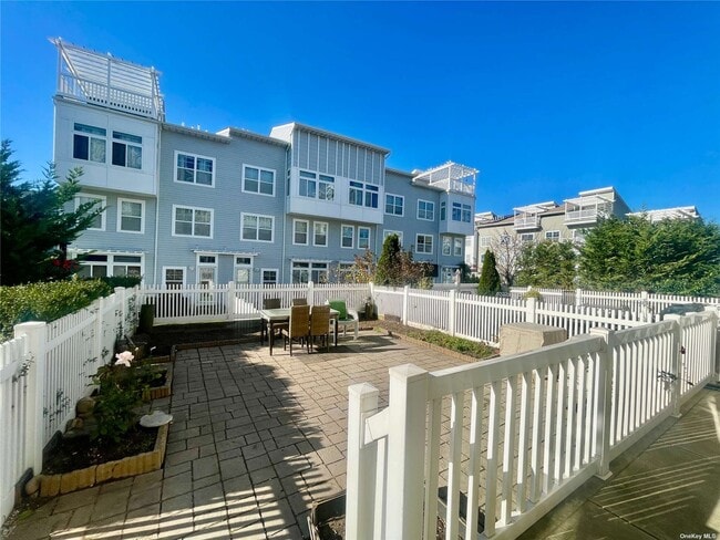 Building Photo - 151 Ocean Ln