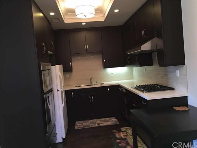 Foto del edificio - 713 S Old Ranch Rd