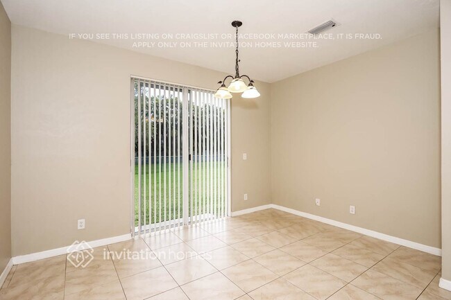Foto del edificio - 141 NW 207th Ave