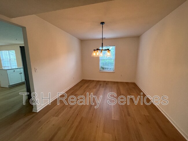 Foto del edificio - 14952 Oak Rd