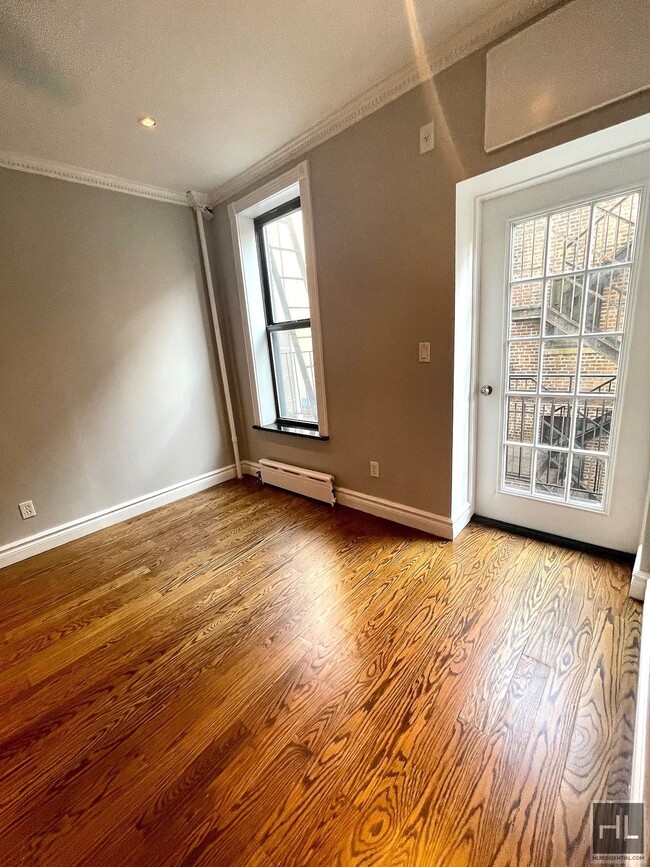 Foto del edificio - East 18th Street