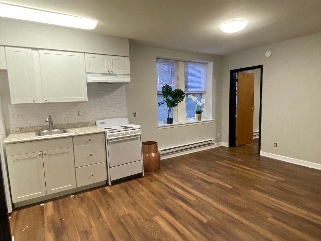 Primary Photo - Verona Apartments