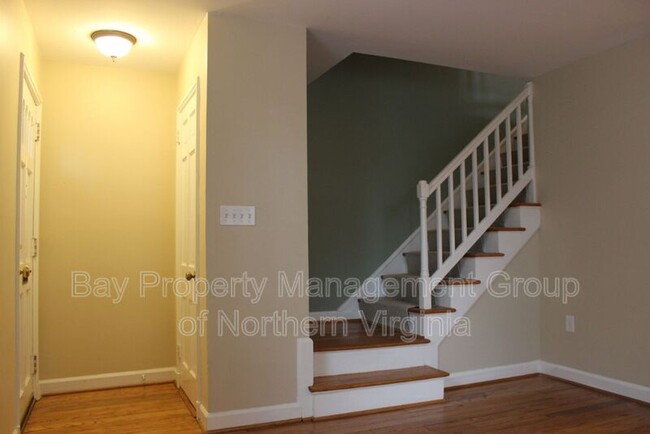 Building Photo - 2739 BUCHANAN STREET S