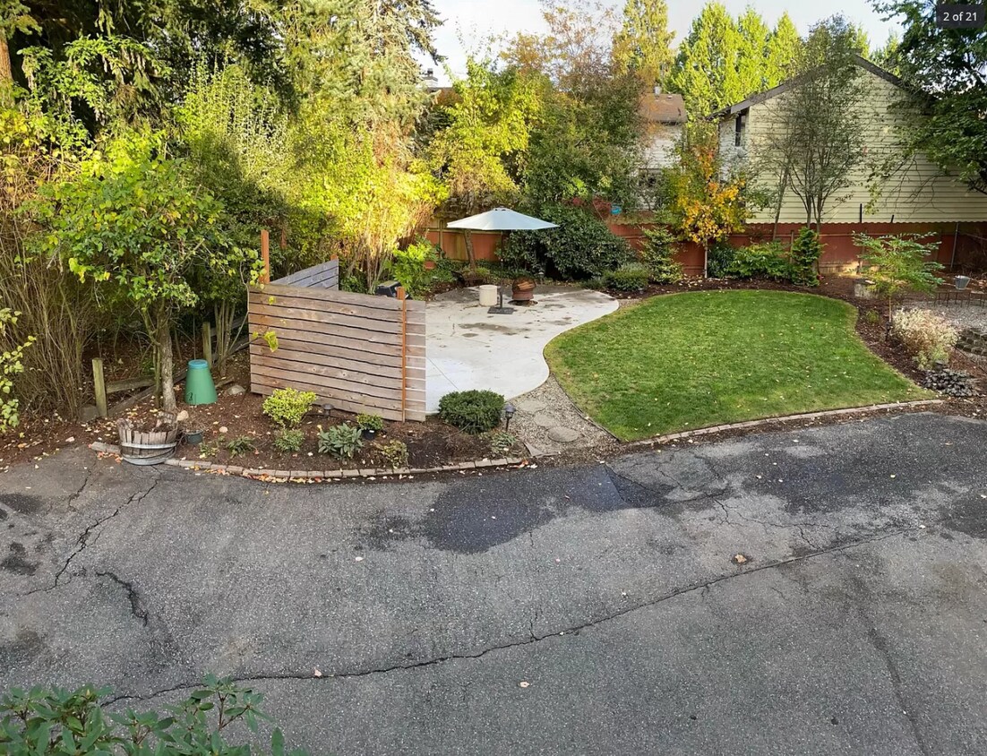 Foto principal - 16710 Linden Ave N