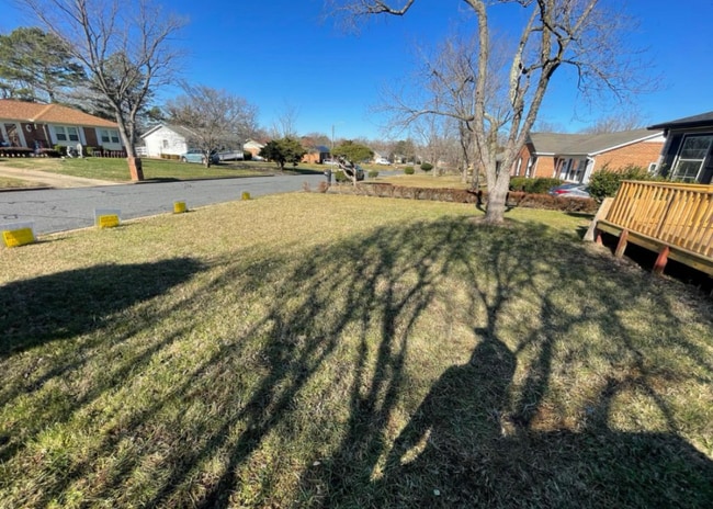 Building Photo - 1514 Glenridge Rd