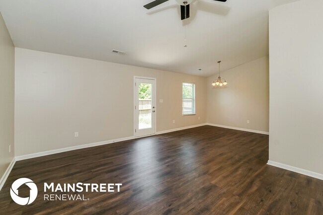 Foto del edificio - 5109 Cedar Knoll Ln