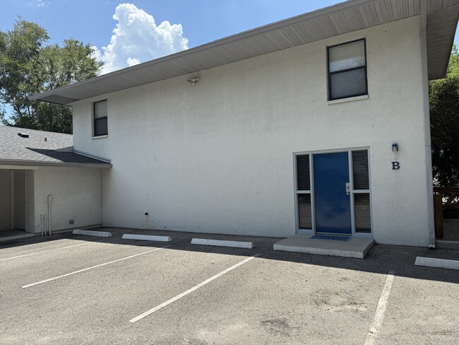 Building Photo - 1022 SW 4th Ave