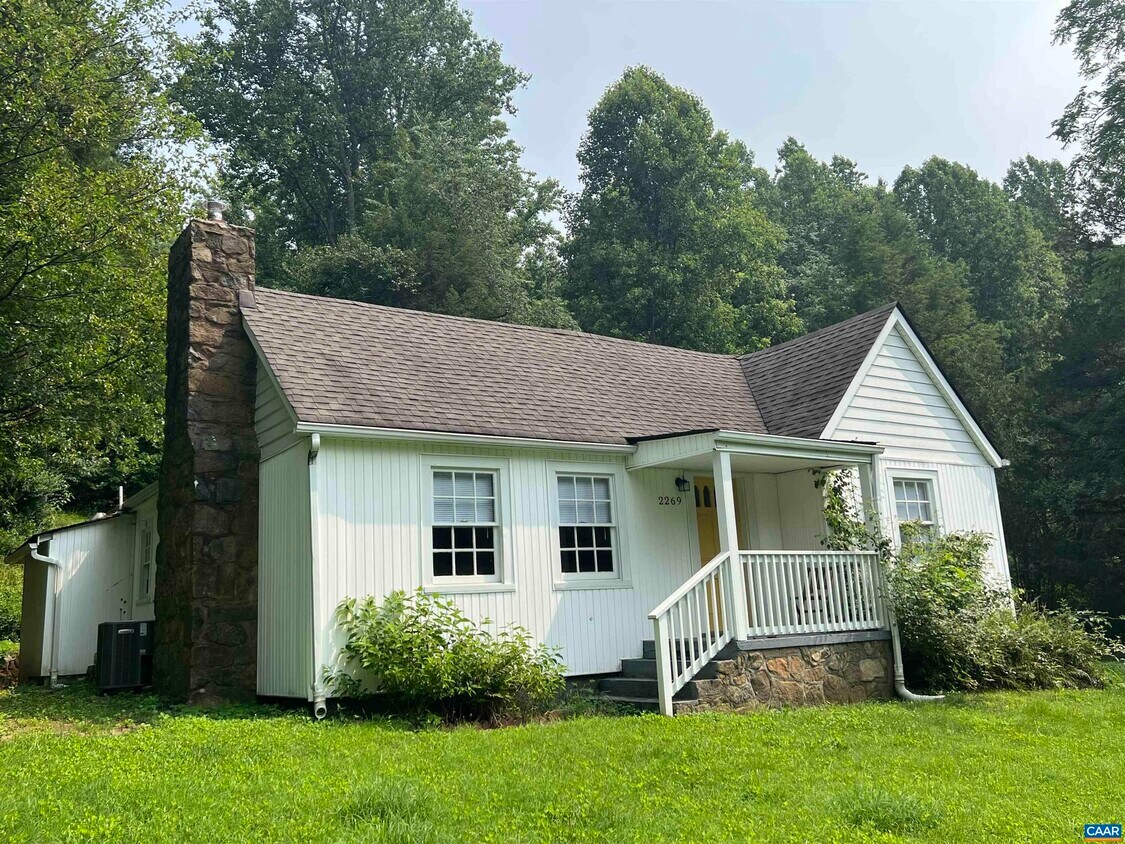 2269 Arrowhead Valley Rd, Charlottesville, VA 22903 House Rental in
