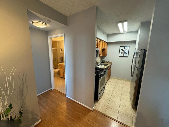 Foto del edificio - 4801 Fairmont Ave