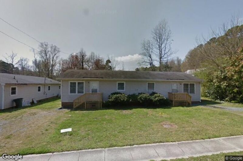 Primary Photo - 418 Brewer St