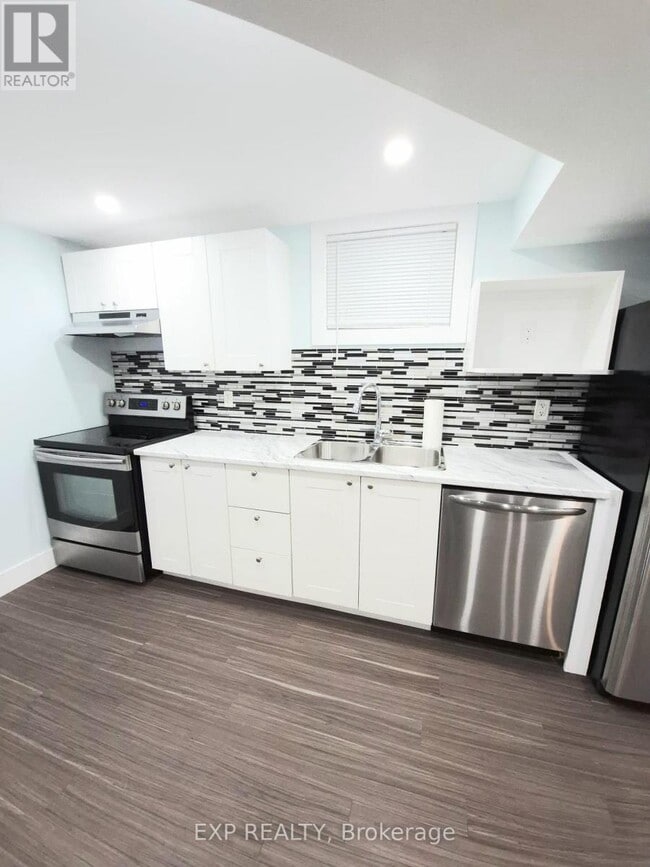 Building Photo - 40 Stammers Dr