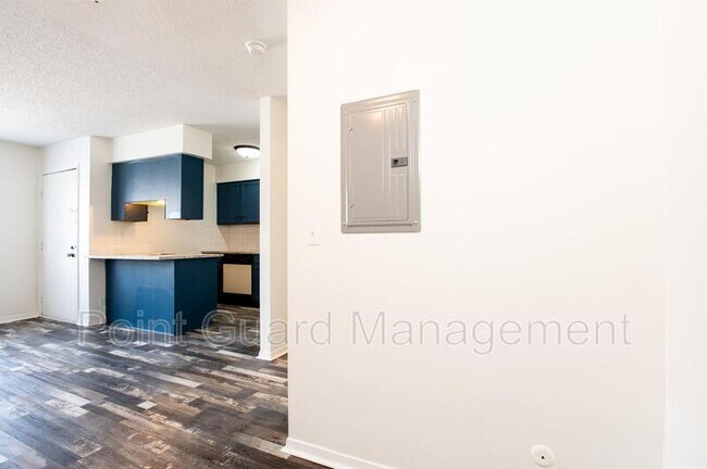 Foto del edificio - 2739 N Amidon Ave