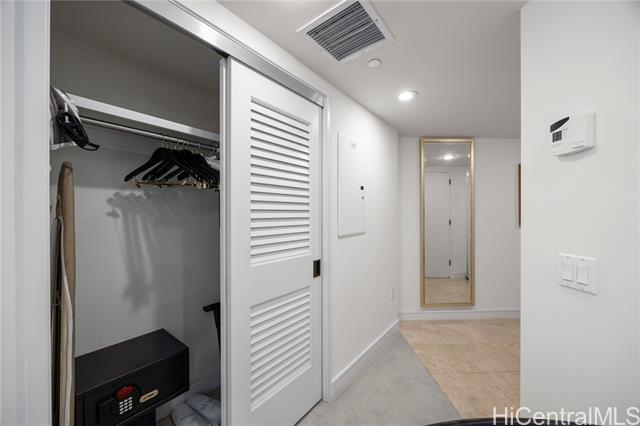 Foto del edificio - 223 Saratoga Rd