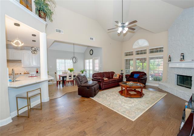 Building Photo - 12339 Shumard Ln