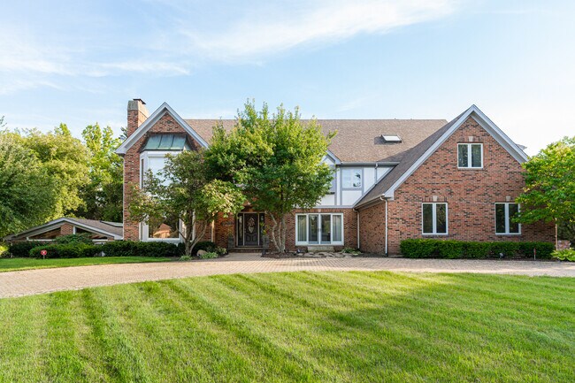 Building Photo - 22199 W Thornridge Dr