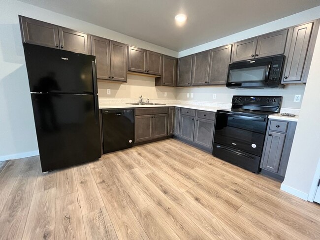 Interior Photo - Lincoln Heights